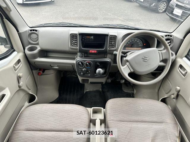 Suzuki EVERY 2019-01 1039918-9