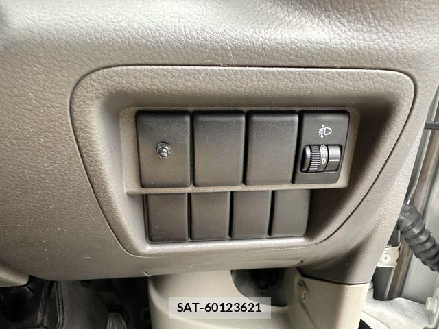 Suzuki EVERY 2019-01 1039918-18