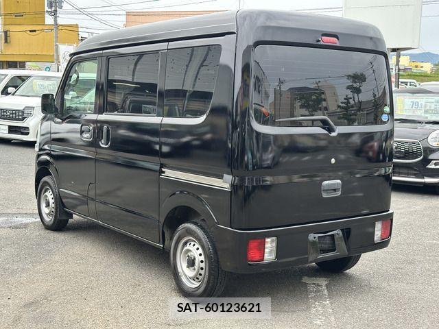 Suzuki EVERY 2019-01 1039918-6