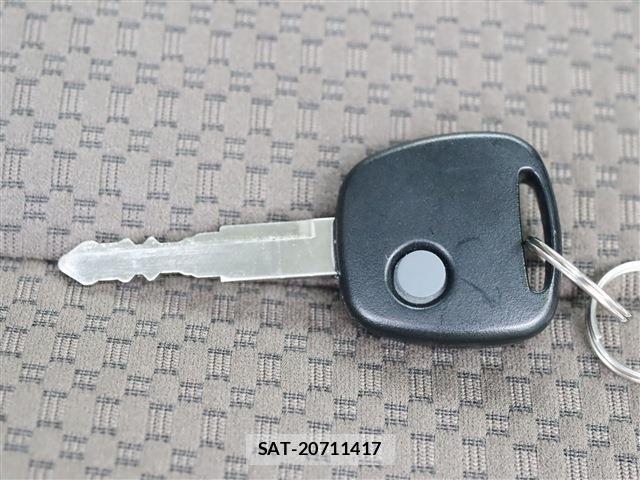 Suzuki EVERY 2024-02 1078284-16