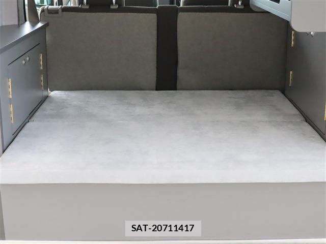 Suzuki EVERY 2024-02 1078284-17