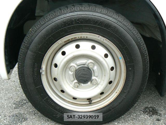 Suzuki EVERY 2014-01 1137959-12