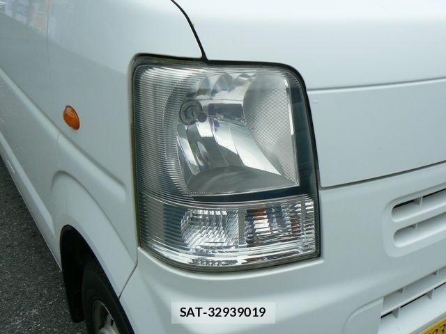 Suzuki EVERY 2014-01 1137959-13