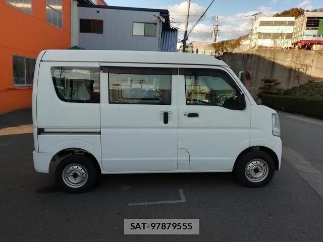 Suzuki EVERY 2015-09 1220845-3