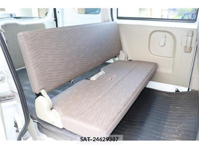 Suzuki EVERY 2018-03 1319475-11