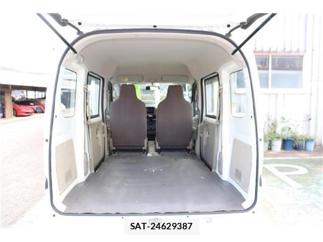 Suzuki EVERY 2018-03 1319475-16