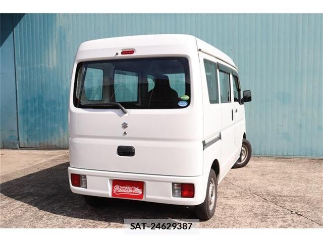 Suzuki EVERY 2018-03 1319475-2
