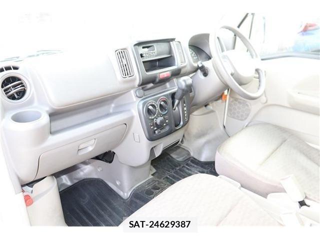 Suzuki EVERY 2018-03 1319475-6