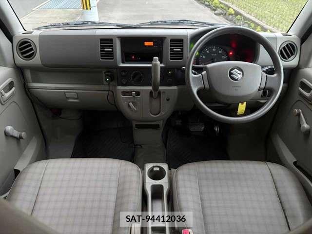Suzuki EVERY 2009-11 1374620-2