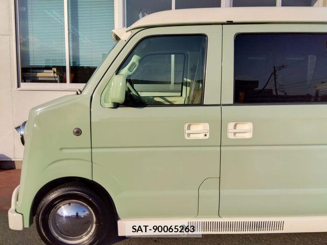 Suzuki EVERY 2005-11 1428396-13