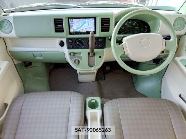 Suzuki EVERY 2005-11 1428396-18
