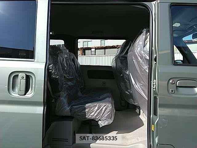 Suzuki EVERY 2025-11 2008762-8