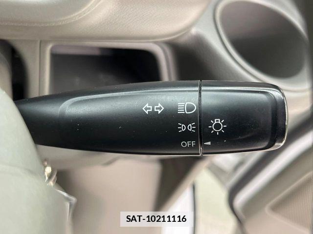 Suzuki EVERY 2015-09 2099336-4