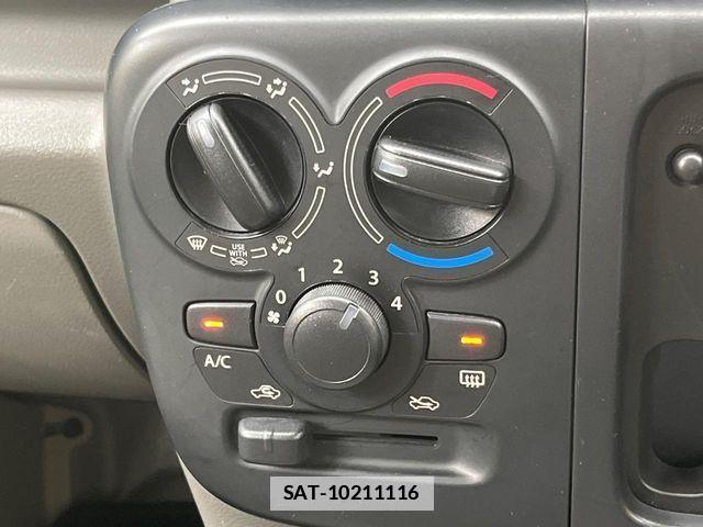 Suzuki EVERY 2015-09 2099336-5