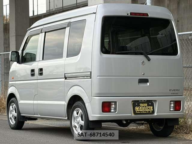 Suzuki EVERY 2014-08 2099338-11