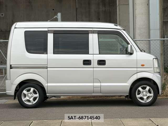 Suzuki EVERY 2014-08 2099338-15