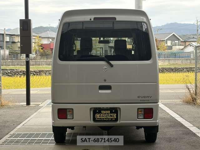 Suzuki EVERY 2014-08 2099338-19
