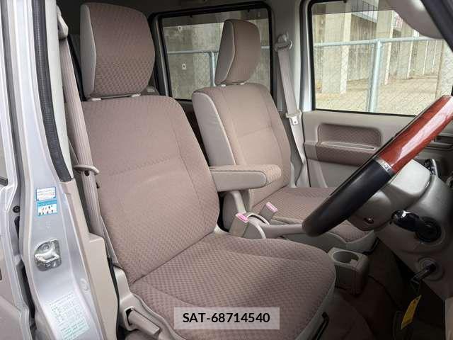 Suzuki EVERY 2014-08 2099338-3