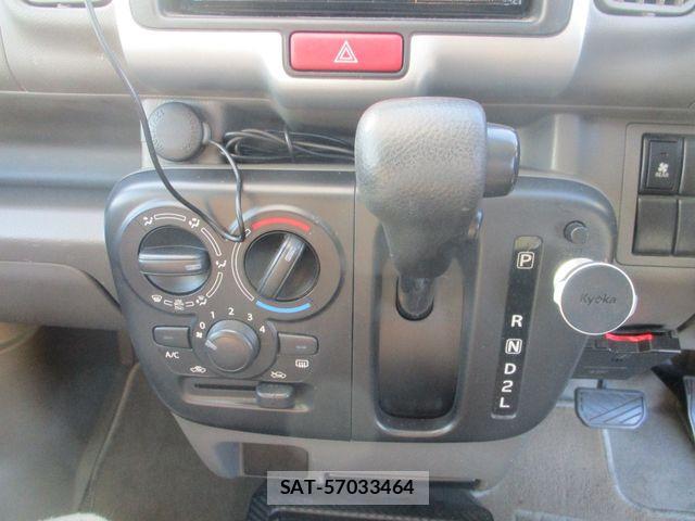 Suzuki EVERY 2020-03 2247867-7