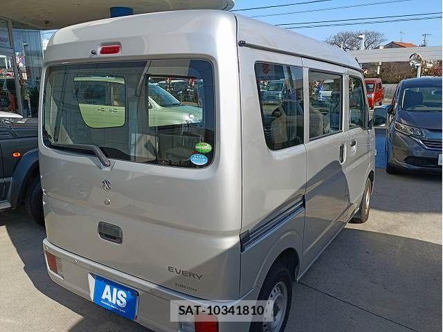 Suzuki EVERY 2020-11 2348326-13