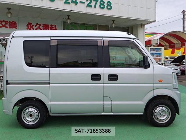 Suzuki EVERY 2014-12 3668781-10