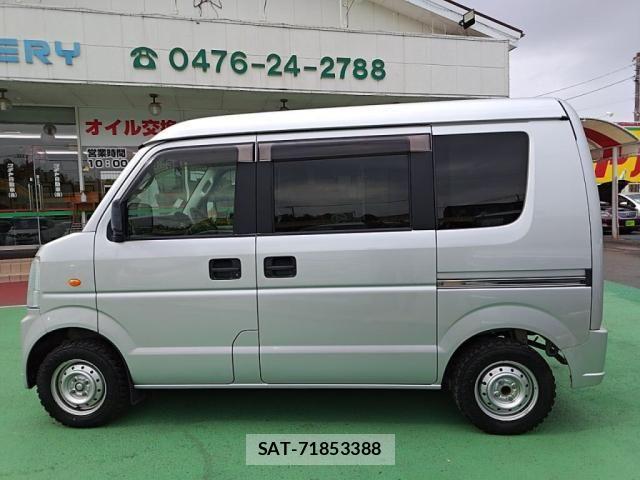 Suzuki EVERY 2014-12 3668781-11