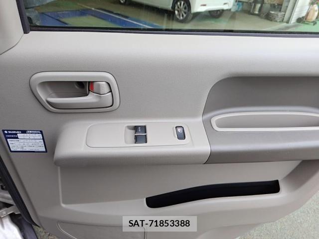 Suzuki EVERY 2014-12 3668781-19