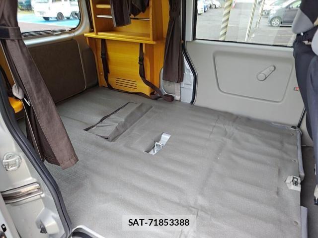 Suzuki EVERY 2014-12 3668781-22