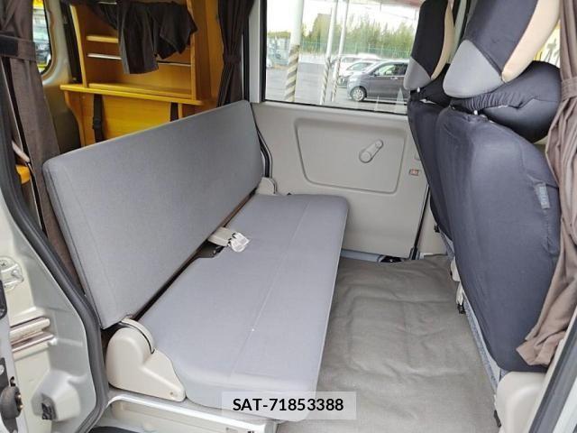 Suzuki EVERY 2014-12 3668781-23