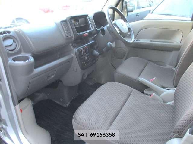 Suzuki EVERY 2018-05 4240754-10