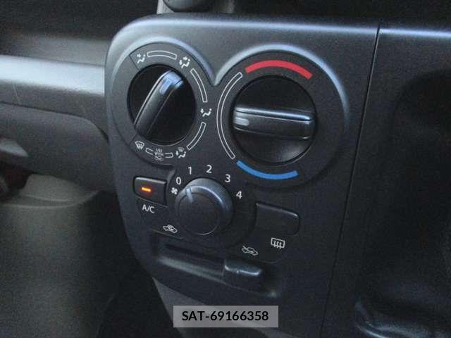 Suzuki EVERY 2018-05 4240754-18