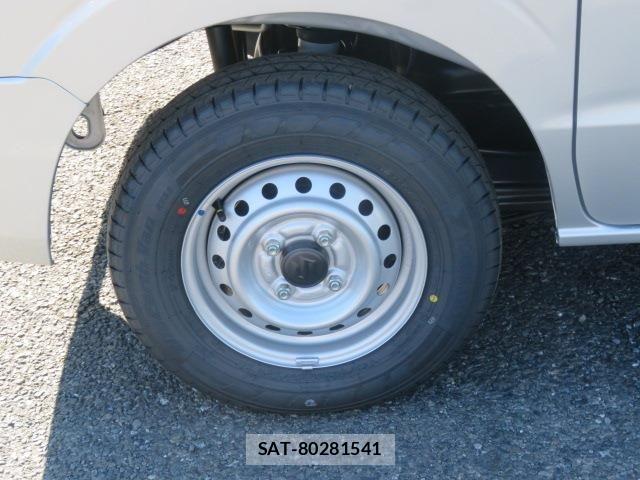Suzuki EVERY 2026-03 4591783-18