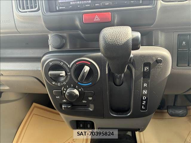 Suzuki EVERY 2023-03 4940702-10