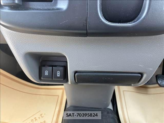 Suzuki EVERY 2023-03 4940702-12