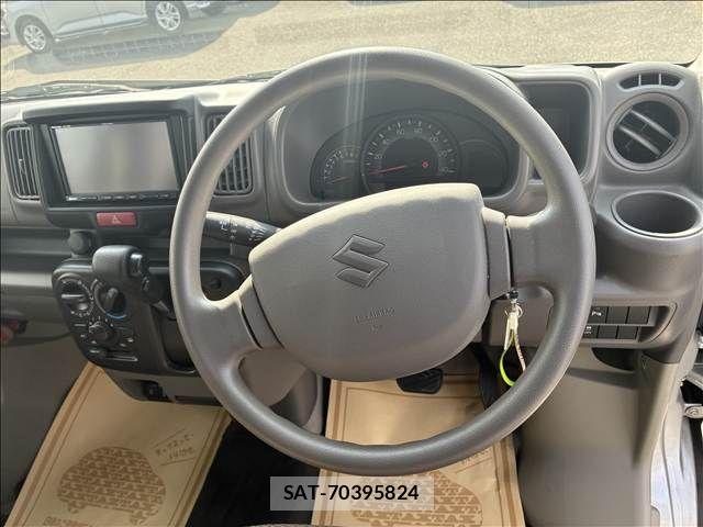 Suzuki EVERY 2023-03 4940702-1