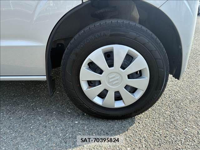 Suzuki EVERY 2023-03 4940702-19
