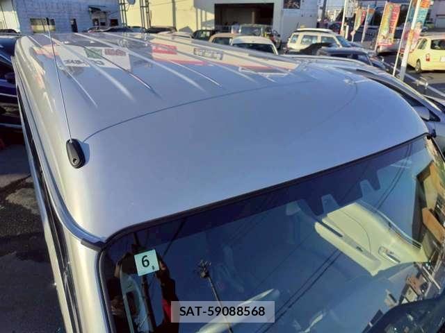 Suzuki EVERY 2025-06 5867393-25