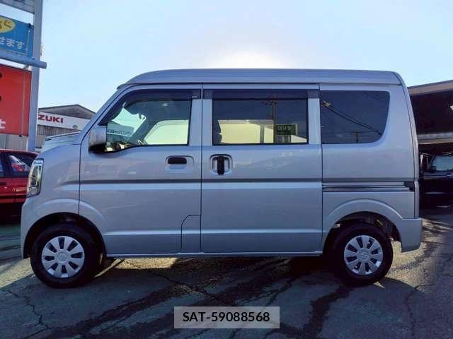 Suzuki EVERY 2025-06 5867393-6