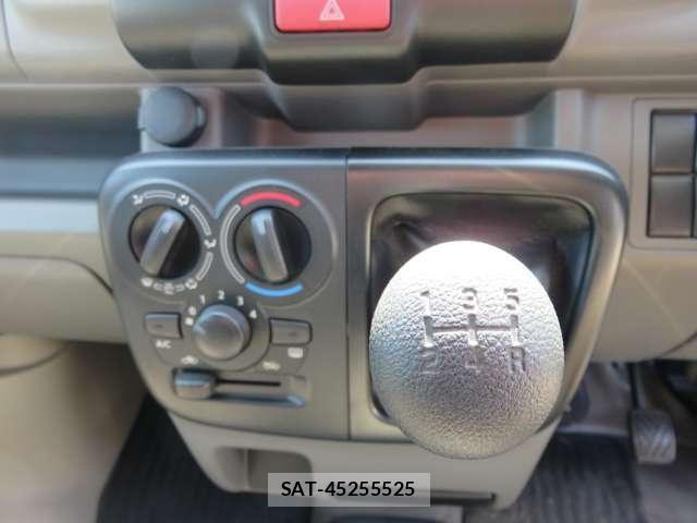 Suzuki EVERY 2019-09 5867410-6