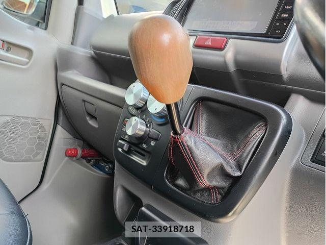 Suzuki EVERY 2020-06 5867392-17