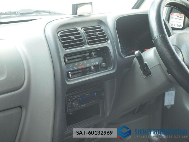 Suzuki EVERY 2001-04 6005358-11