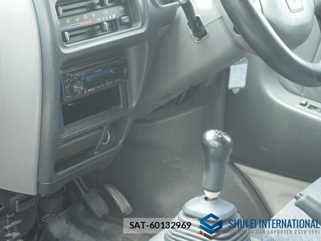 Suzuki EVERY 2001-04 6005358-13