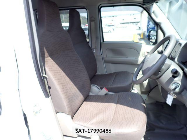 Suzuki EVERY 2021-12 6135149-14