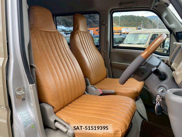 Suzuki EVERY 2016-06 6243924-10