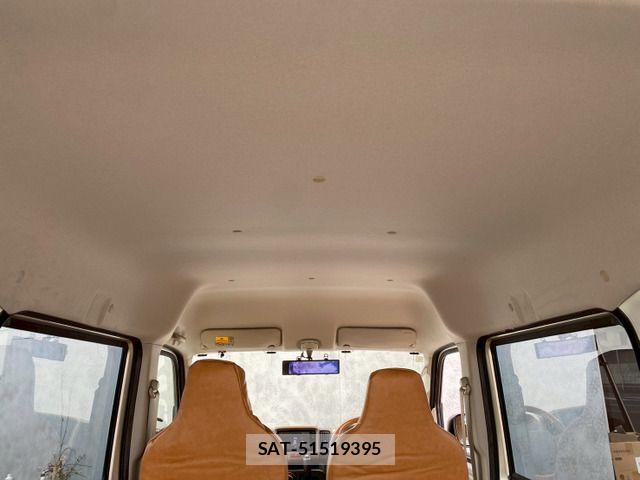 Suzuki EVERY 2016-06 6243924-19