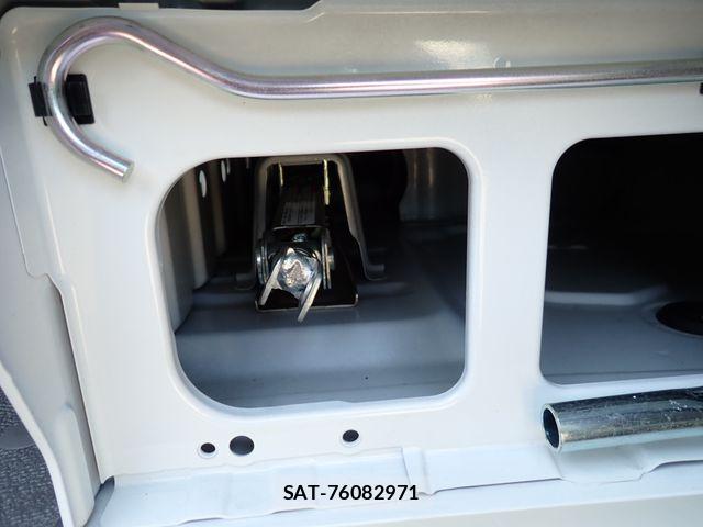 Suzuki EVERY 2021-12 6263993-18