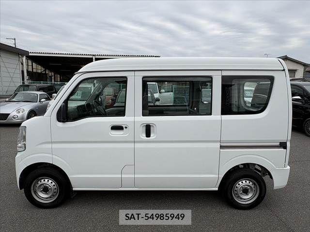 Suzuki EVERY 2020-02 6263998-11