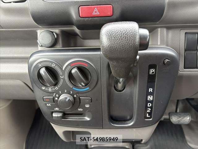 Suzuki EVERY 2020-02 6263998-22