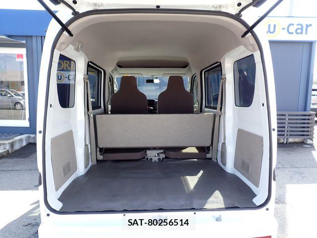 Suzuki EVERY 2018-03 6263995-14