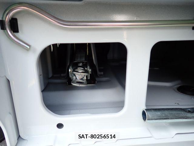 Suzuki EVERY 2018-03 6263995-16